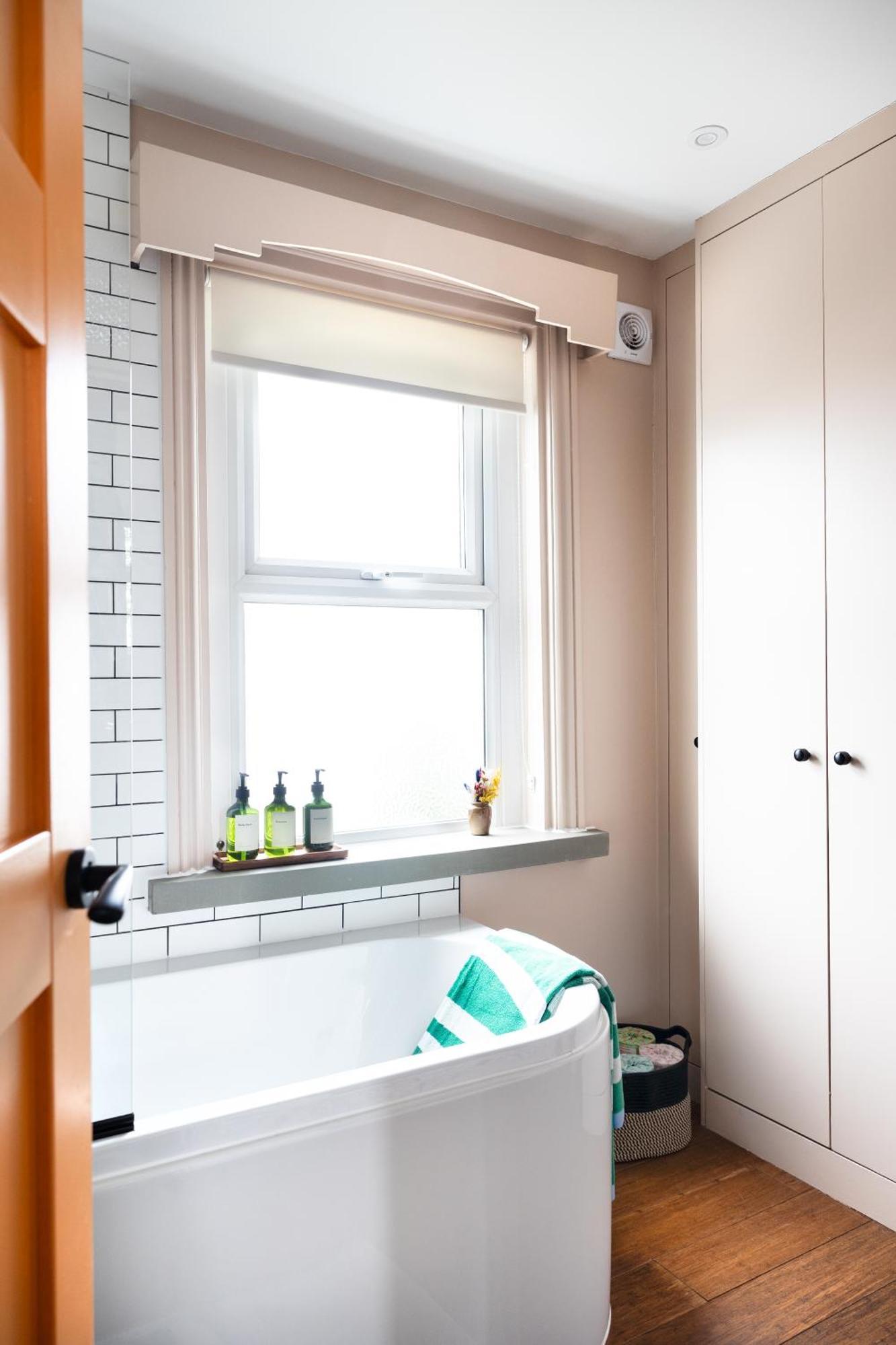 The Lorelei 2br Mid-century Modern Stylish Brighton