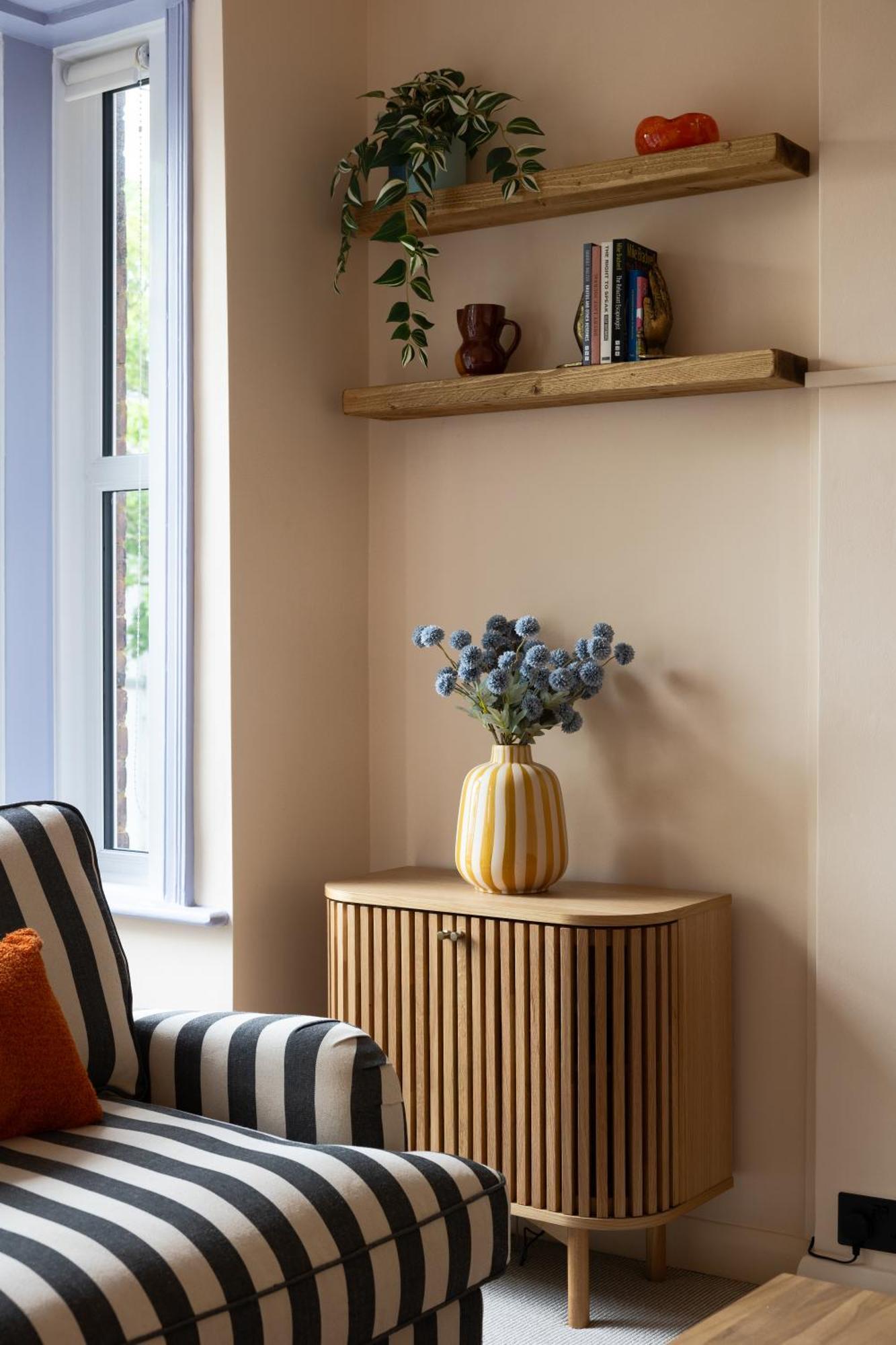 The Lorelei 2br Mid-century Modern Stylish Apartment Brighton