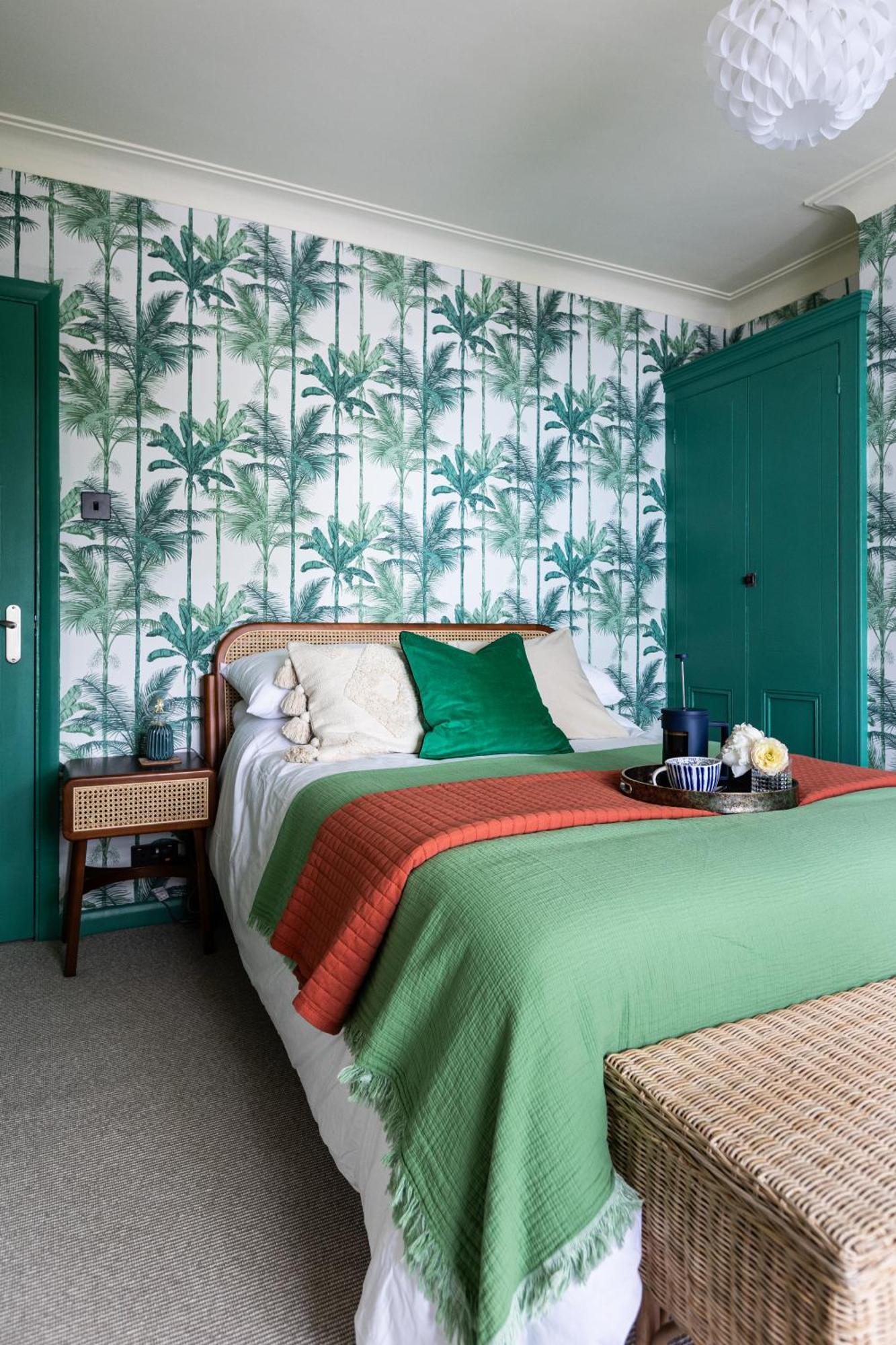 Apartment The Lorelei 2br Mid-century Modern Stylish Brighton