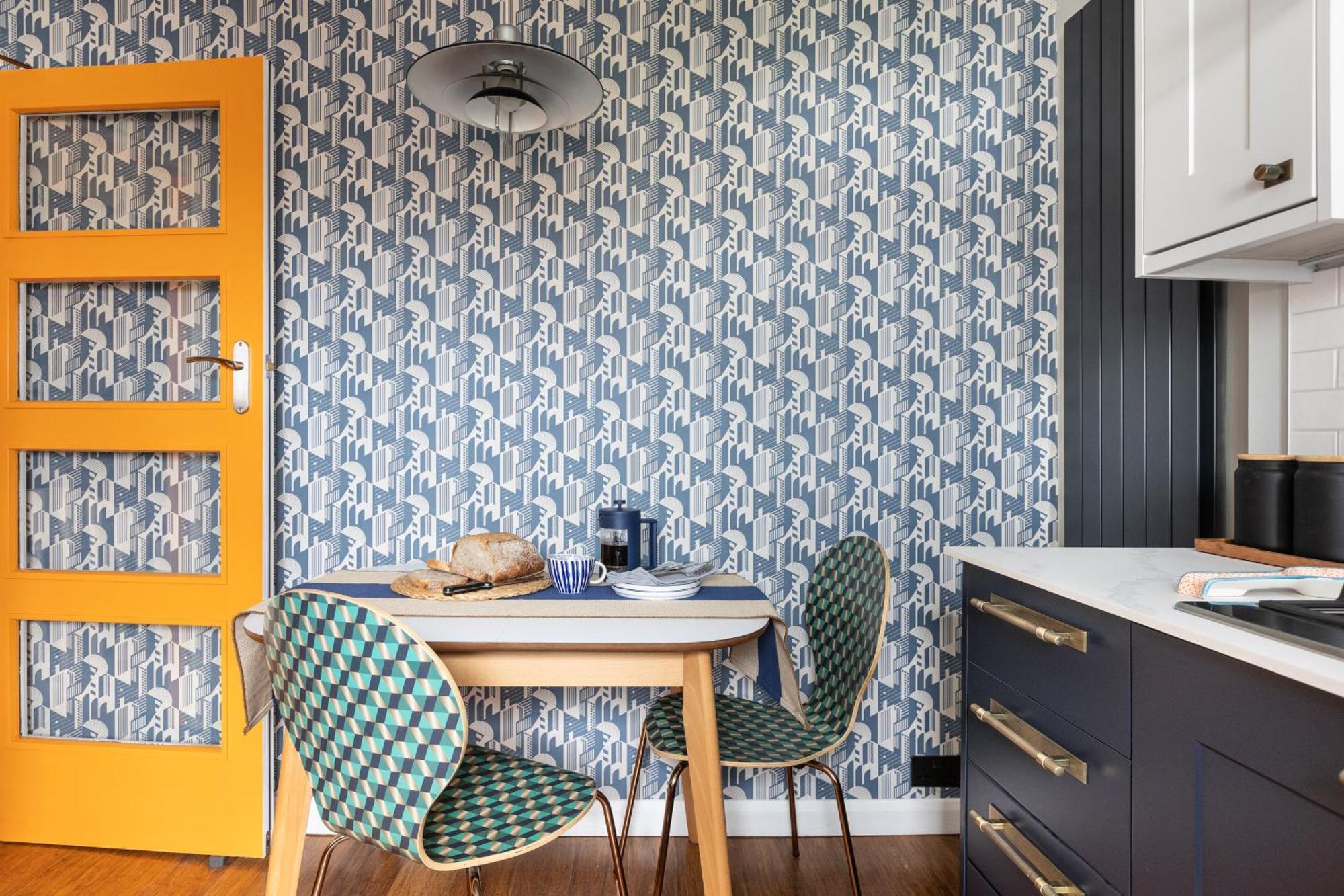 The Lorelei 2br Mid-century Modern Stylish Apartment Brighton