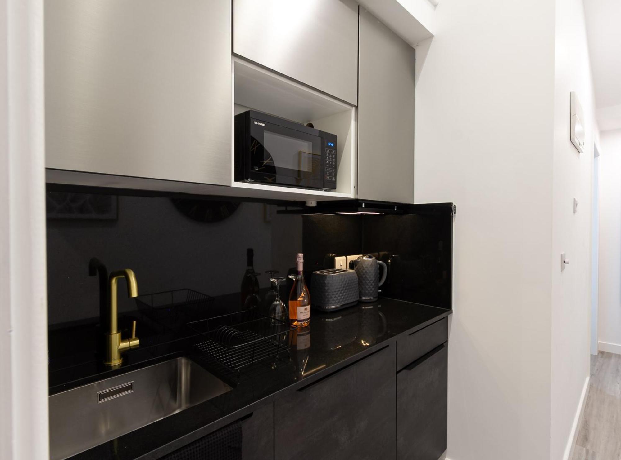 The Lanes Luxury - Rose Platinum Brighton