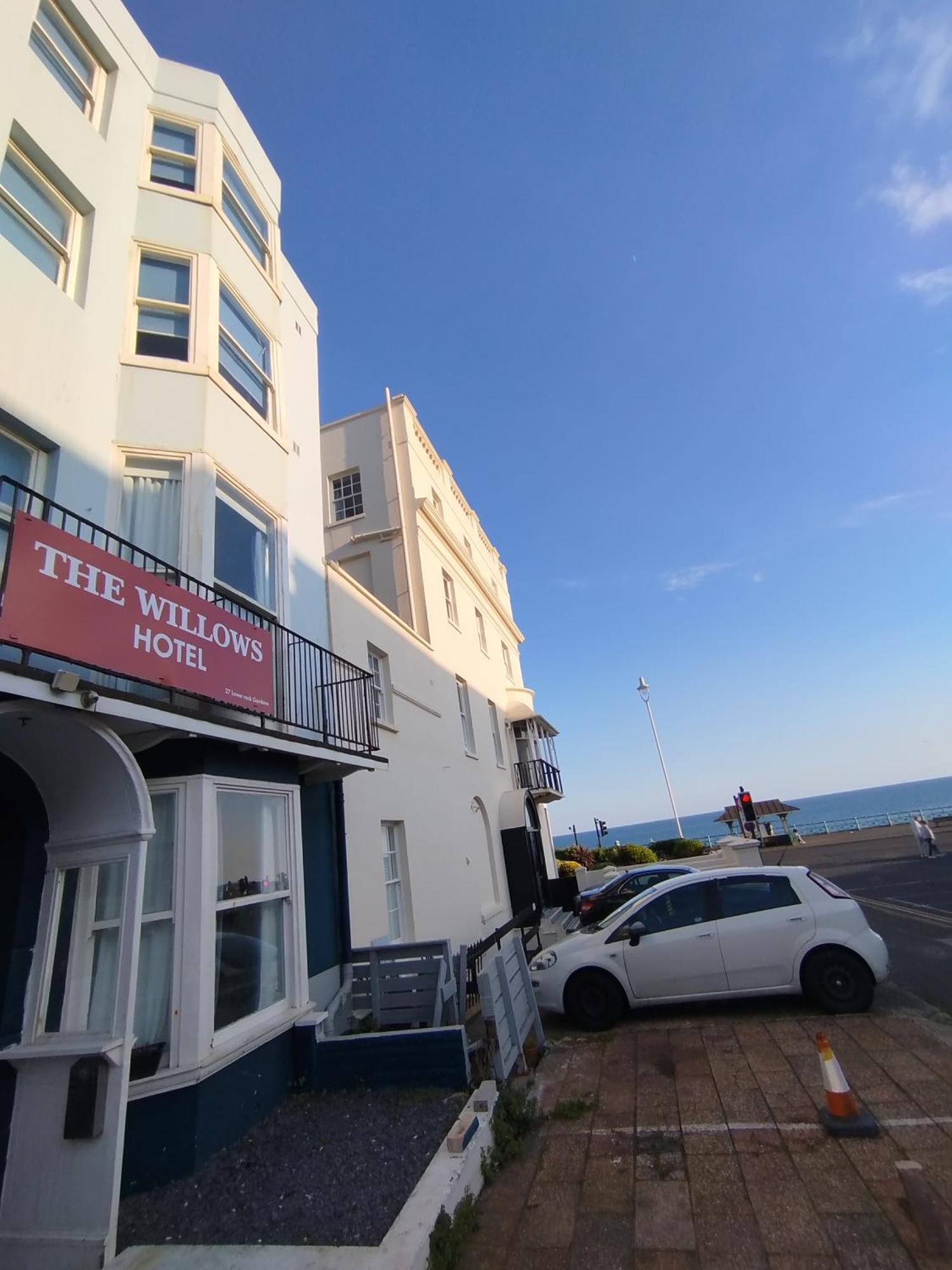 The Willows Hotel *