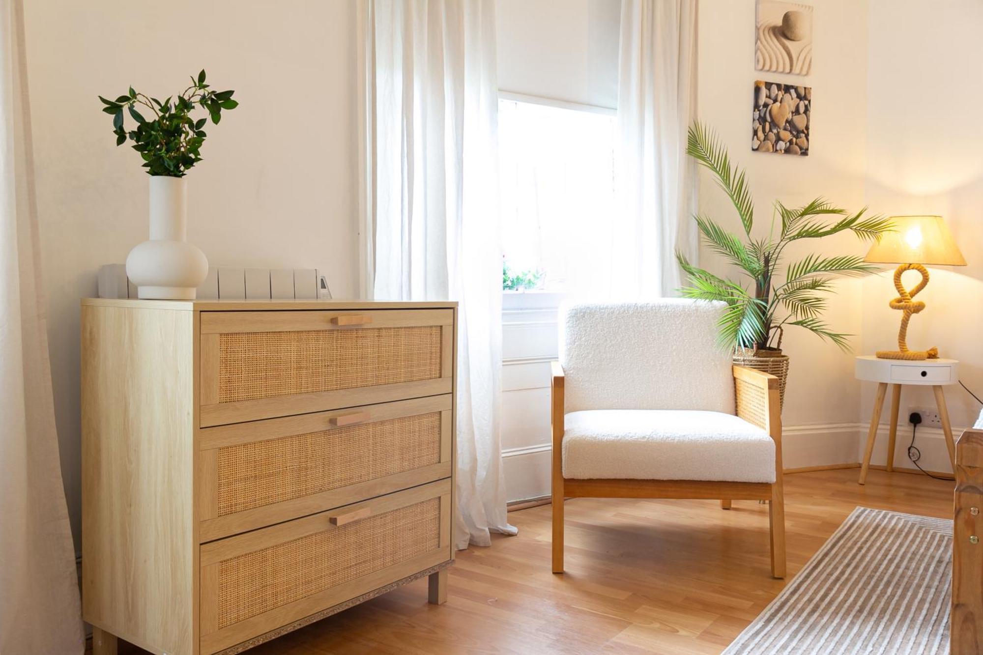 Spacious Apartment Brighton