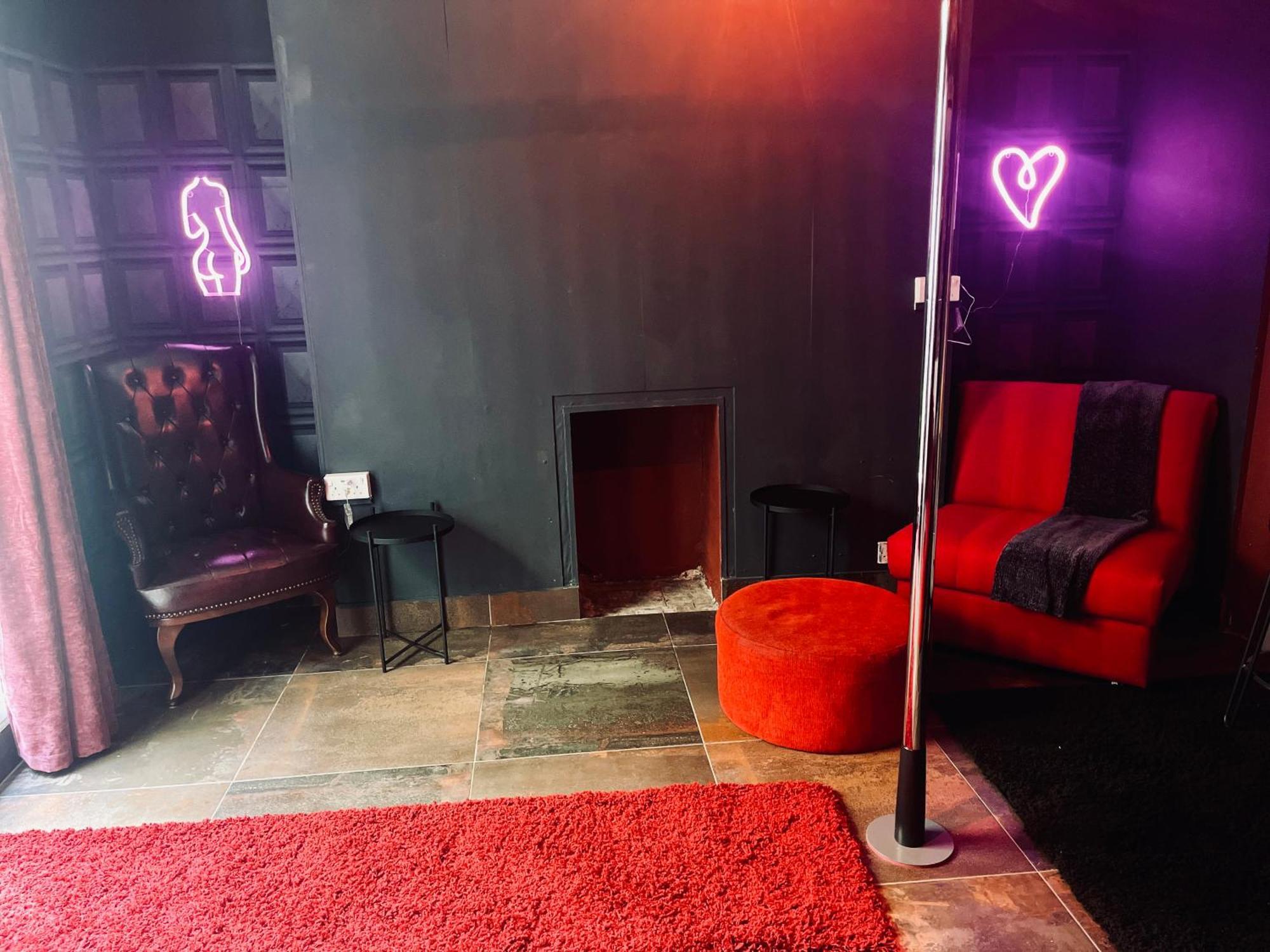 Beachfront Party House For Stags & Hens Brighton