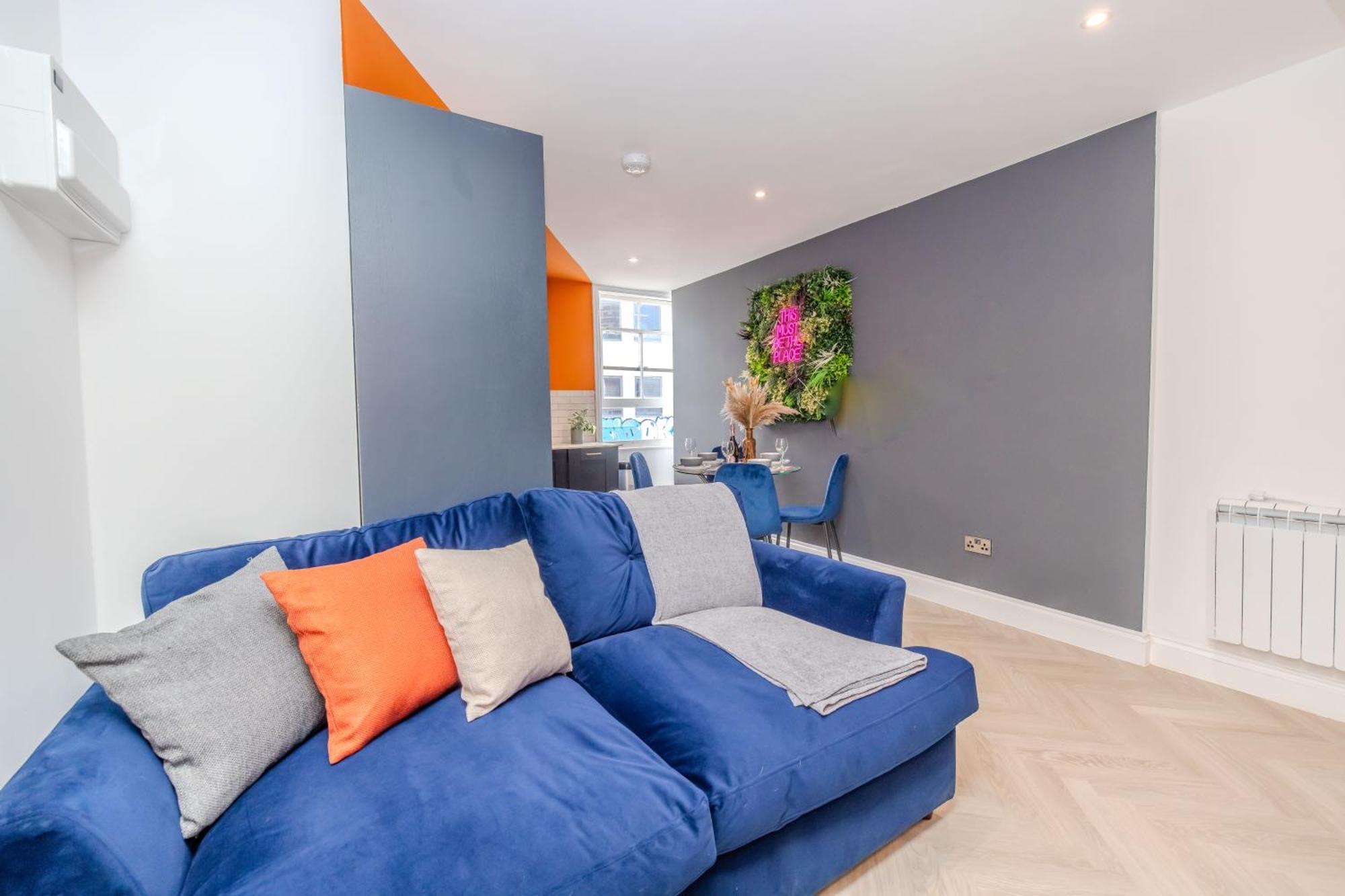 Apartment Super 2 Bedroom Aarptment Next To & Shopping Center Sleep 6 Brighton