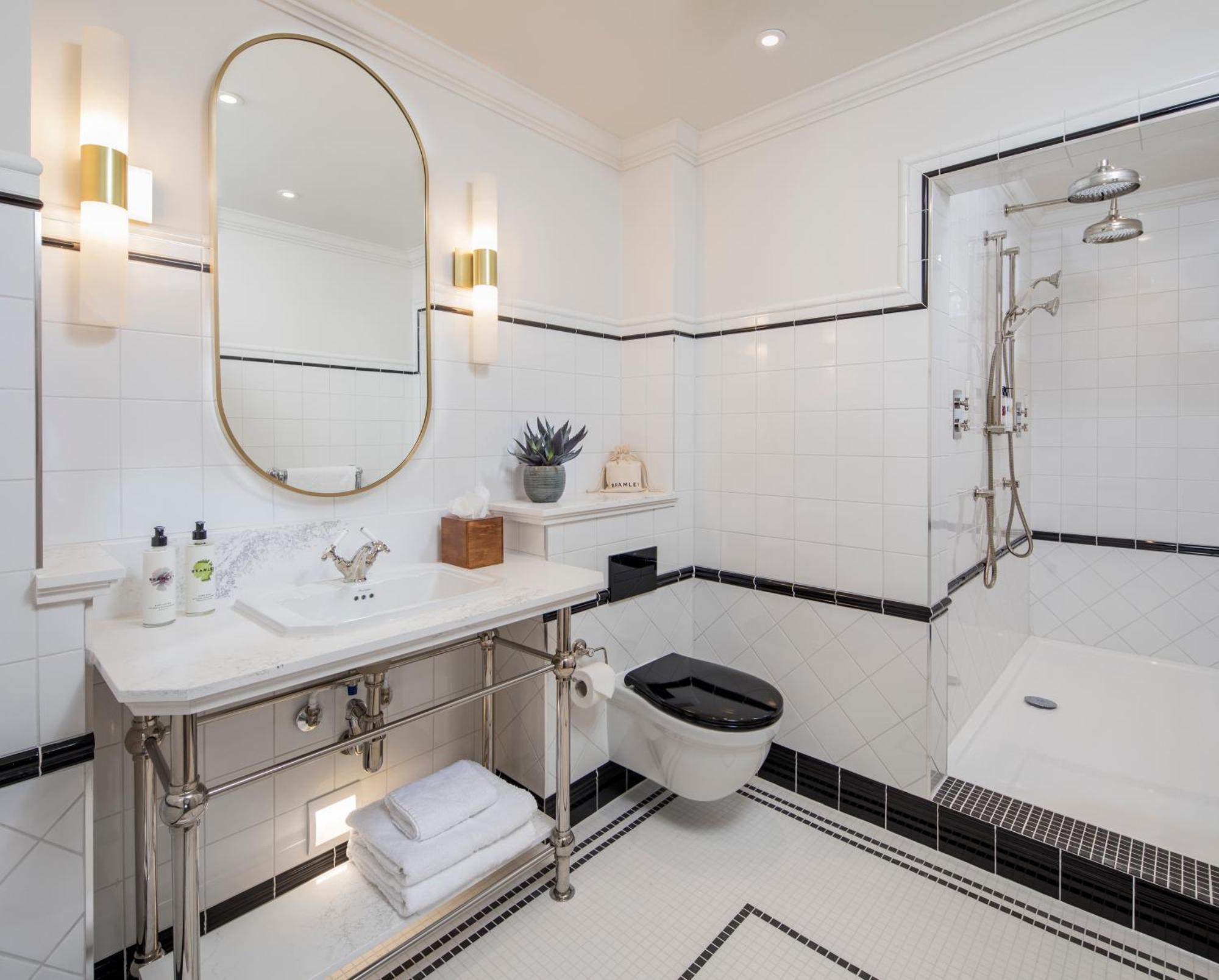 The White Horses By Everly Collection Brighton
