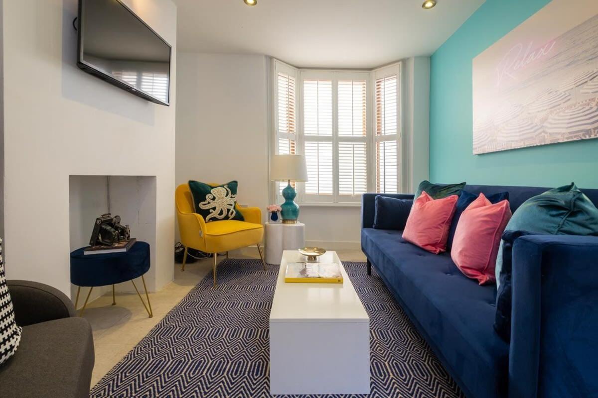 Host & - The Breeze Holiday home