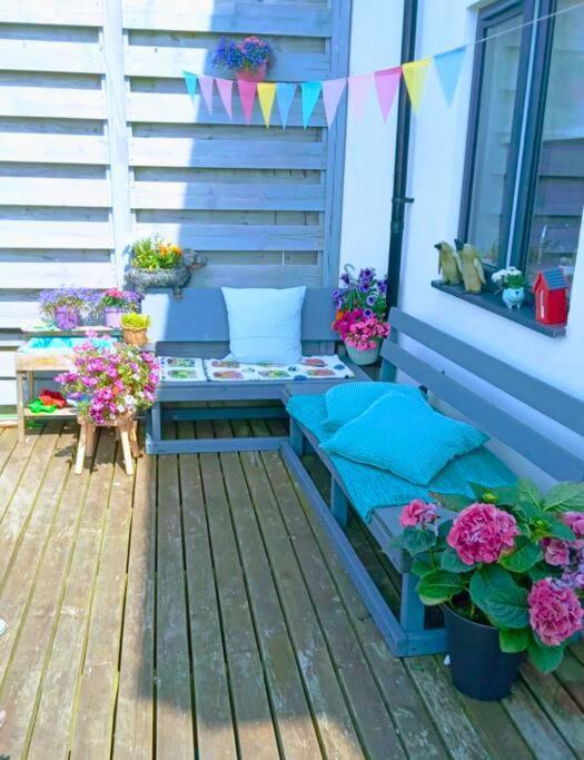 Quaint 3 Bedrooms Ditchling Beacon Near Bus Apartment Brighton