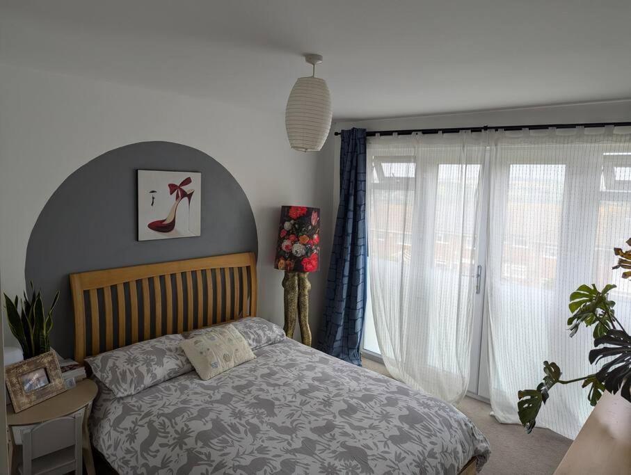 Quaint 3 Bedrooms Ditchling Beacon Near Bus Apartment