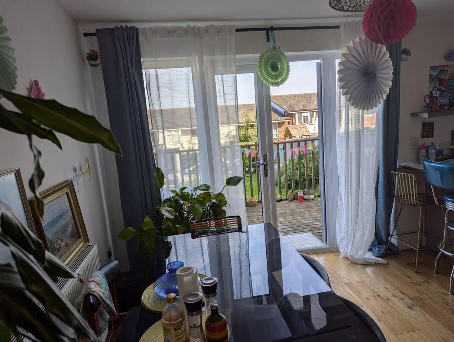 Quaint 3 Bedrooms Ditchling Beacon Near Bus * Brighton