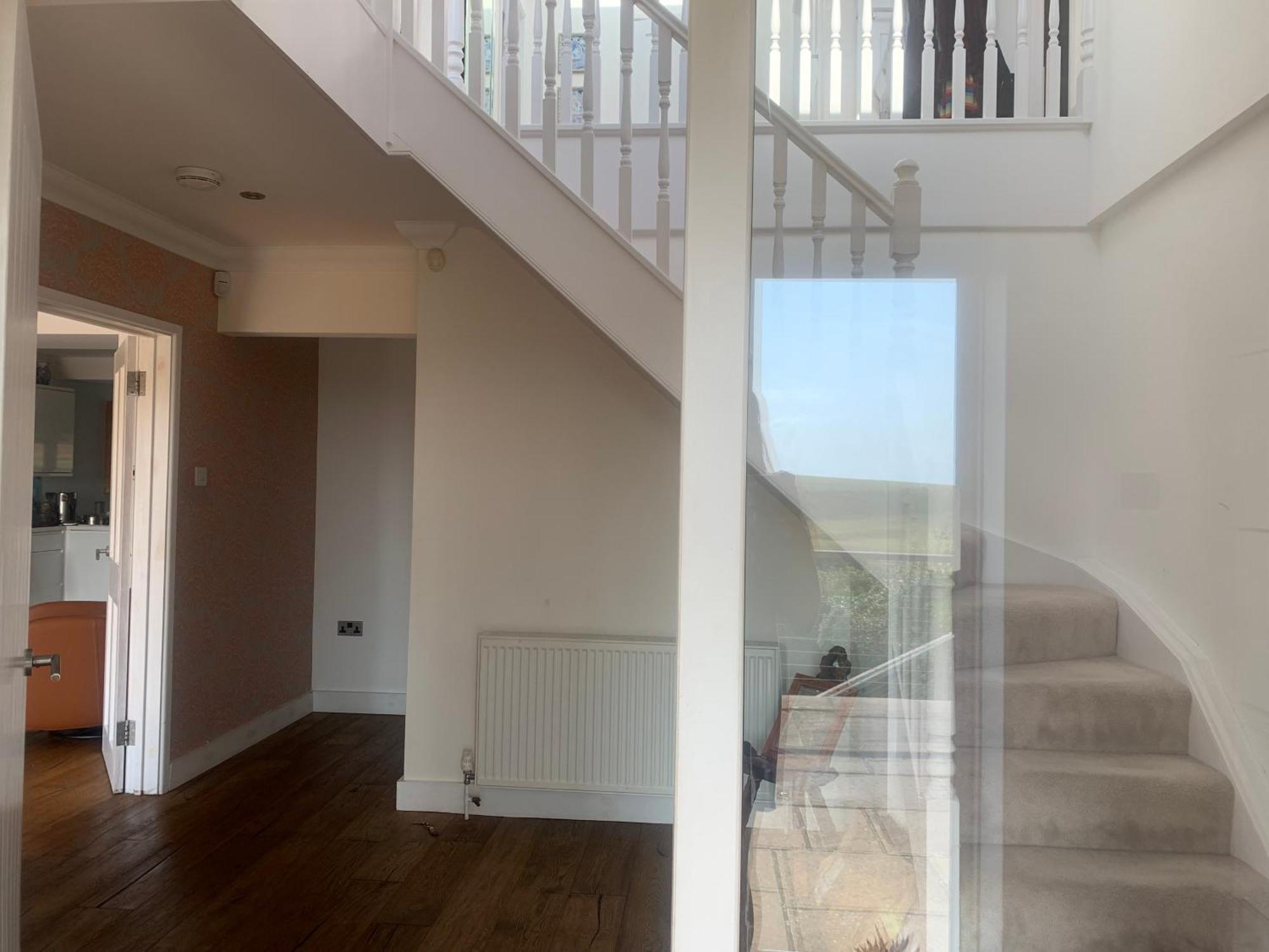 Sanctuary By The Sea With Large Including Lounge, Bathroom, Direct Garden Access & Free Parking Guest house *