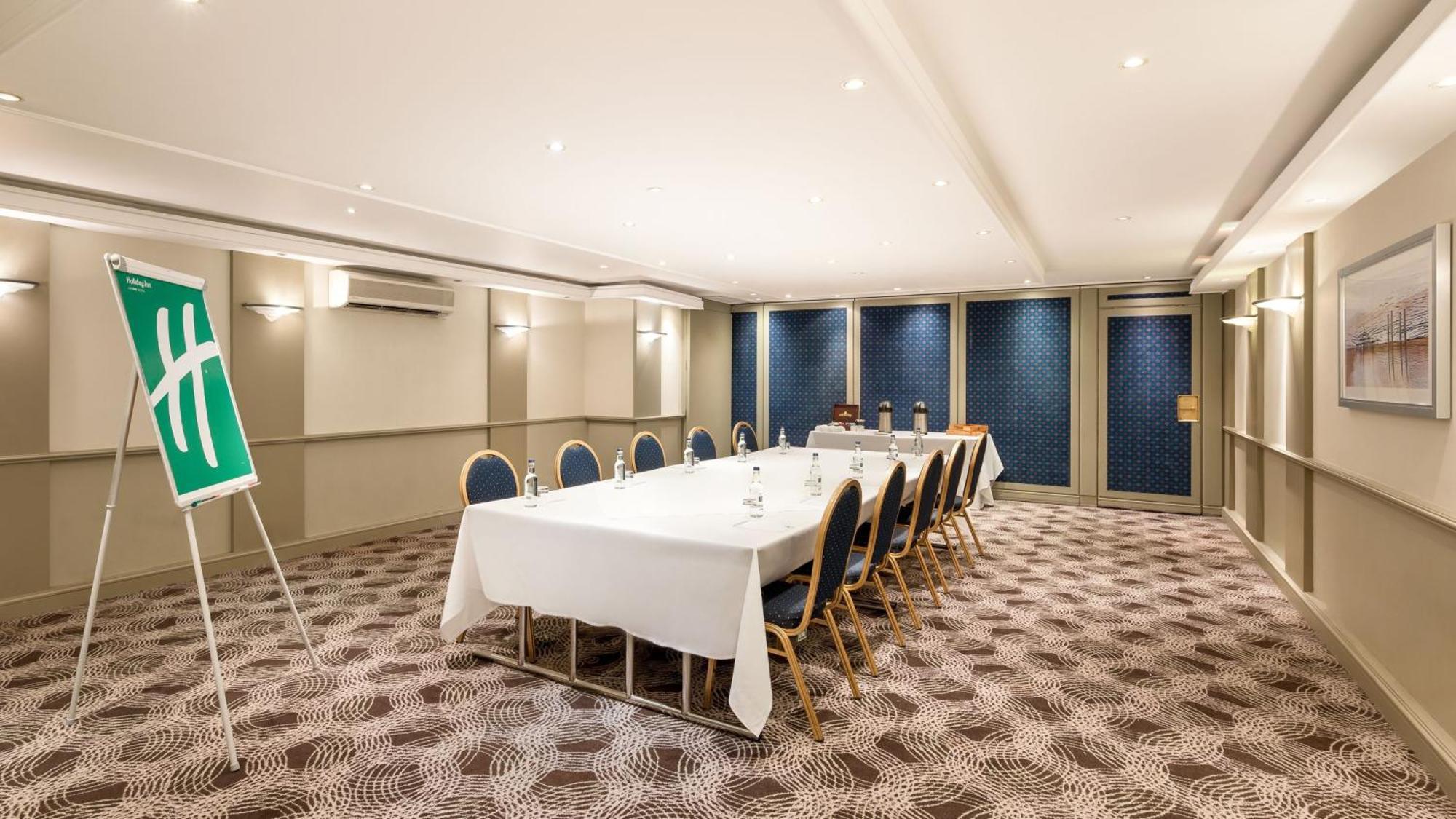 Hotel Seafront By Ihg 4*