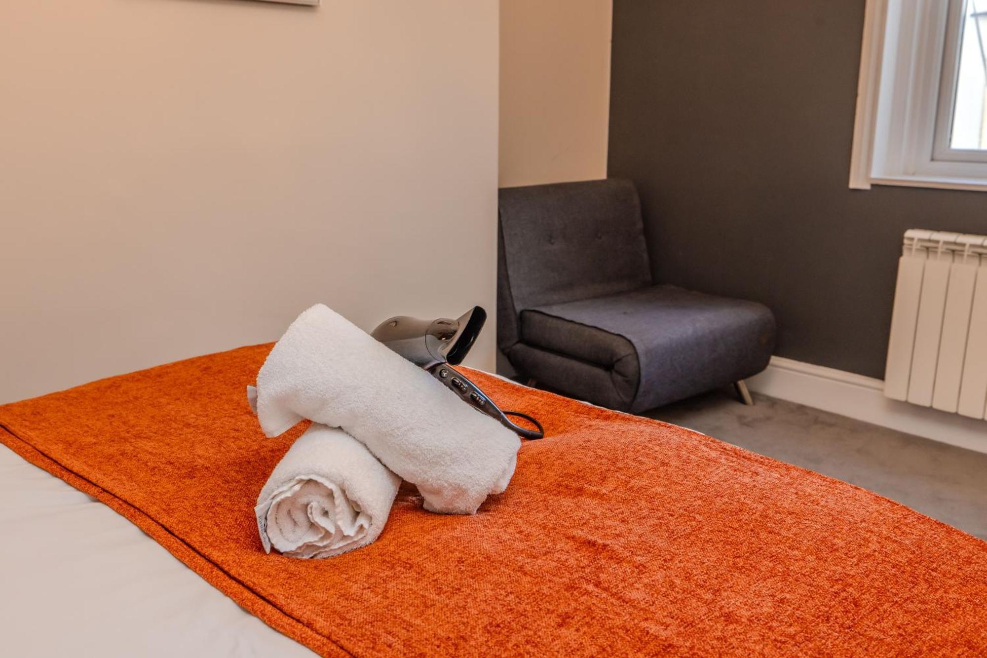 Roomy 2-bedroom For A Peaceful Brighton