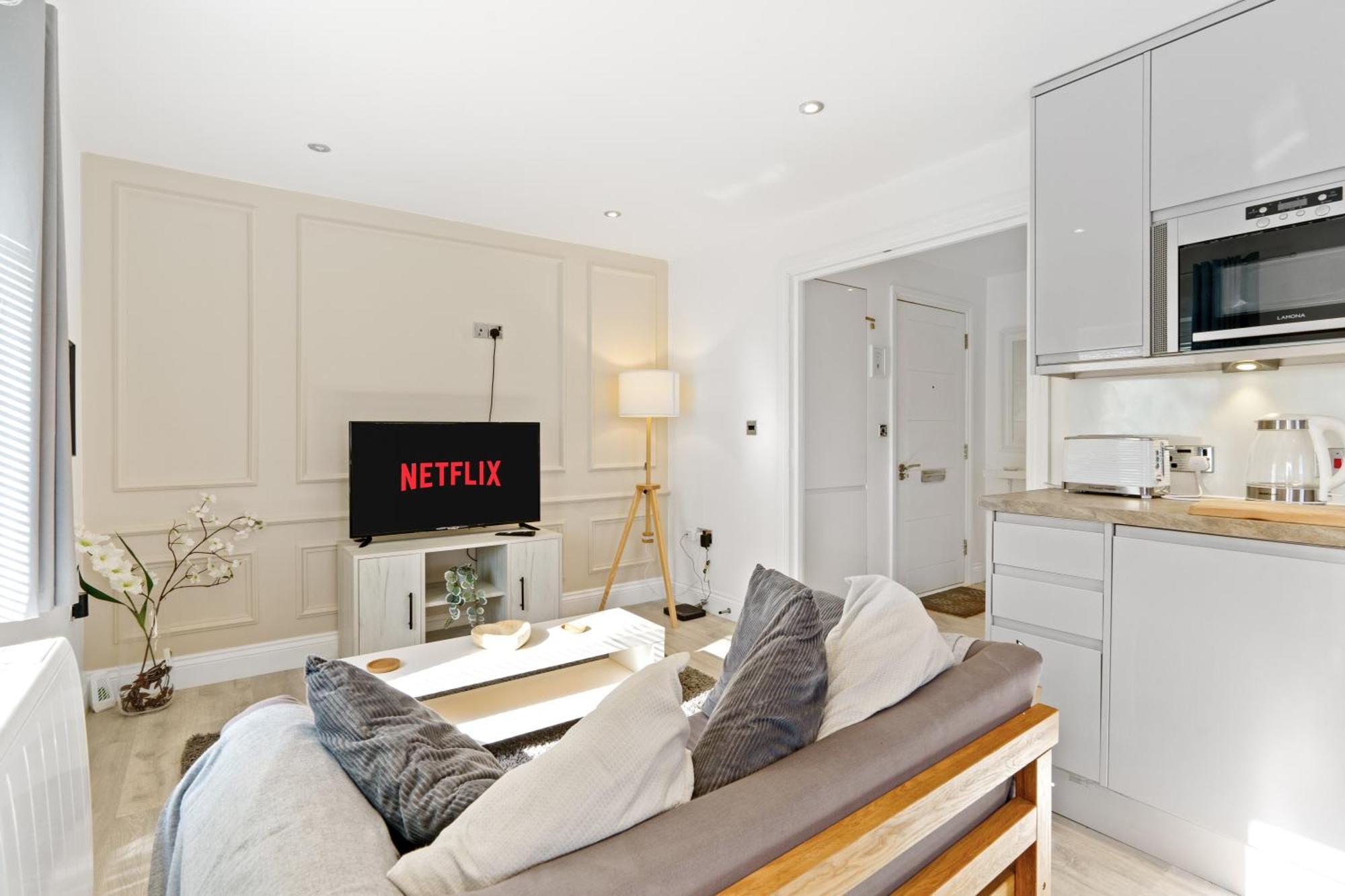 Cosy 1-bed In Apartment