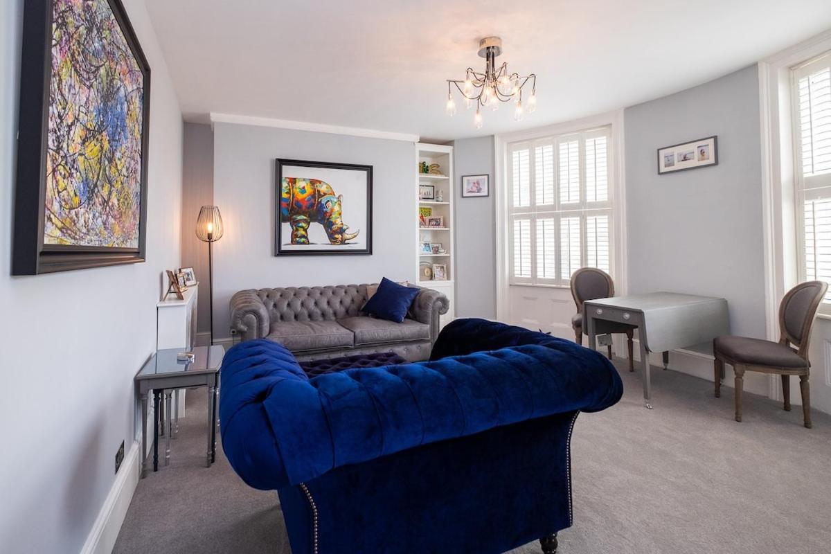Beautiful Regency Flat By Sea Apartment