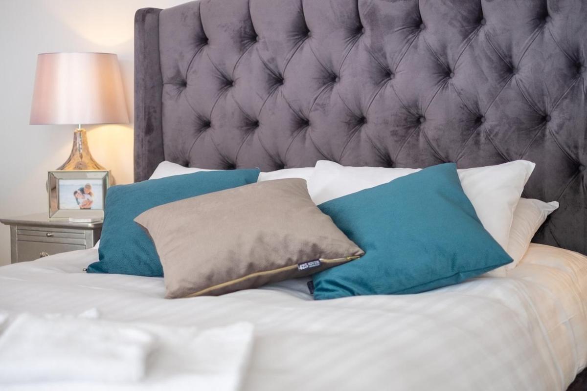 Beautiful Regency Flat By Sea