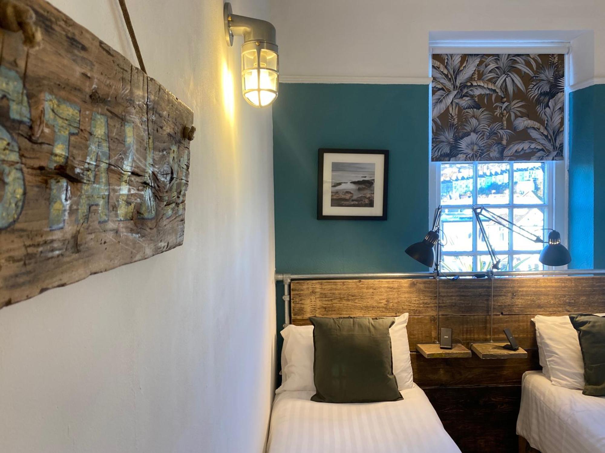 The Admiral Capsule hotel Brighton