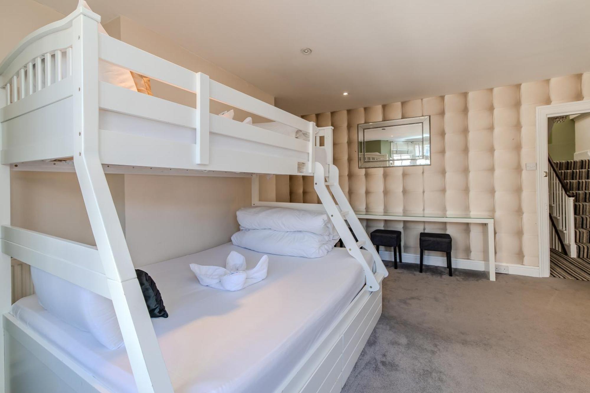 Apartment Spacious Town House I Stag Do & Hen Party Welcome Brighton