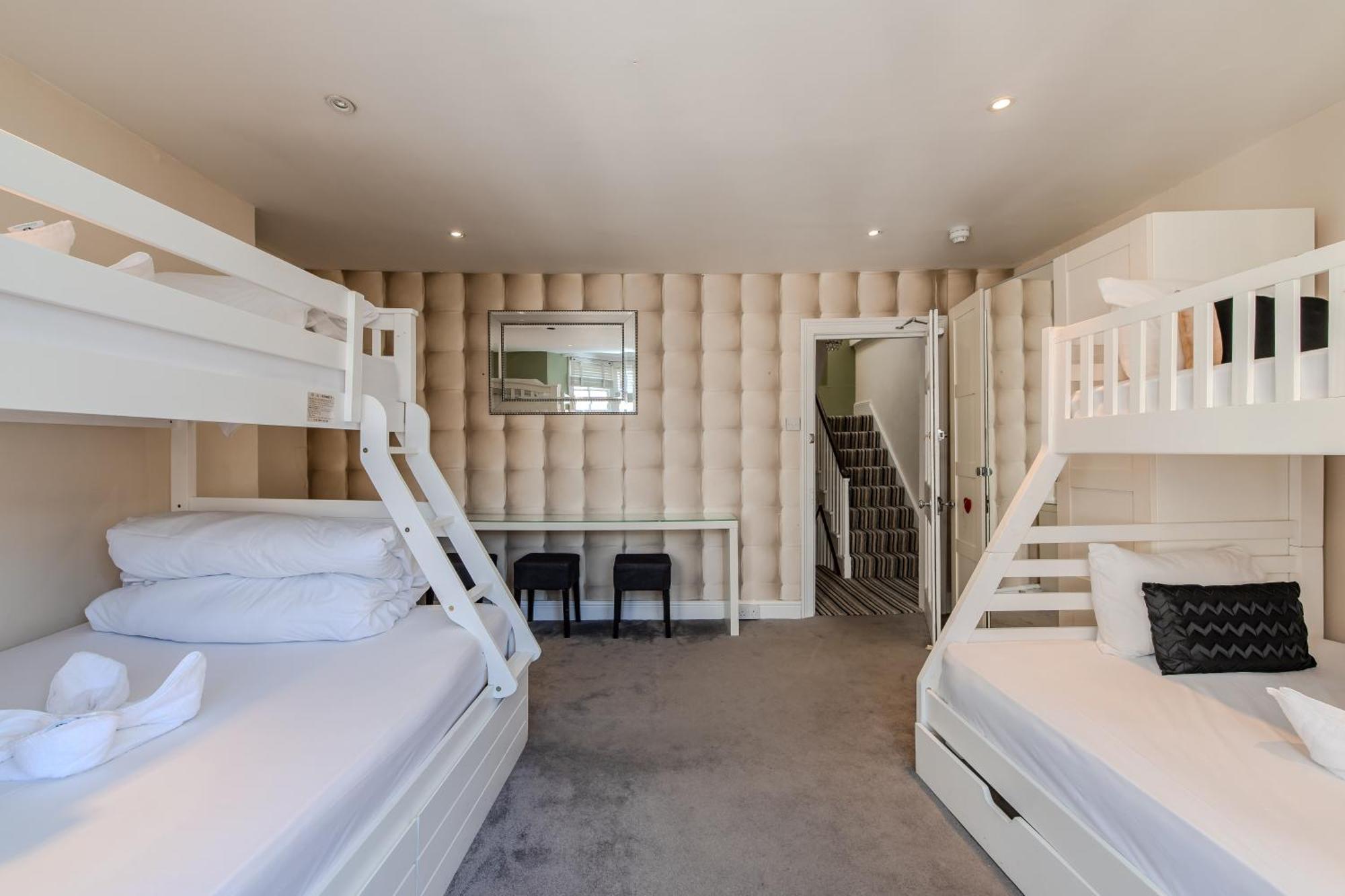 Spacious Town House I Stag Do & Hen Party Welcome