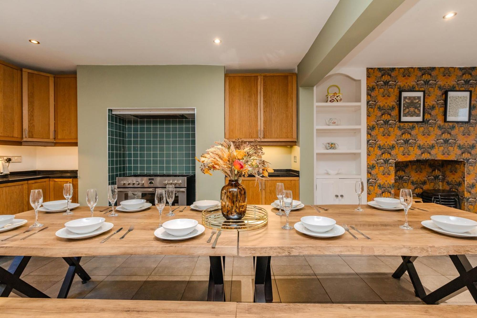 Apartment Spacious Town House I Stag Do & Hen Party Welcome