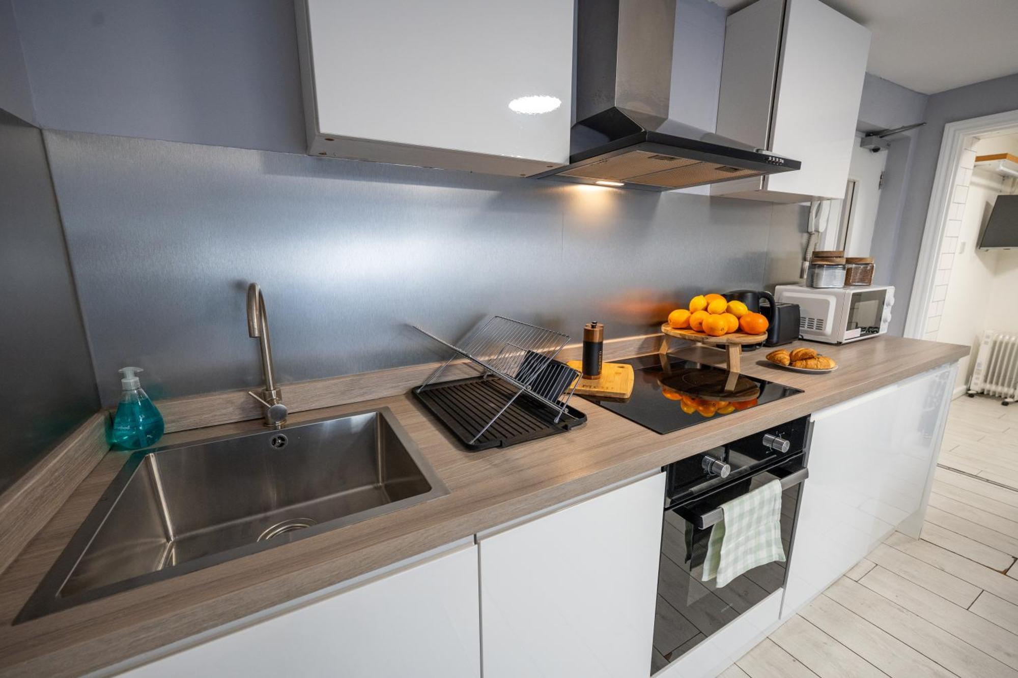 Apartment Charming Retreat On The Eastside For A Group Or Family In North Laine *