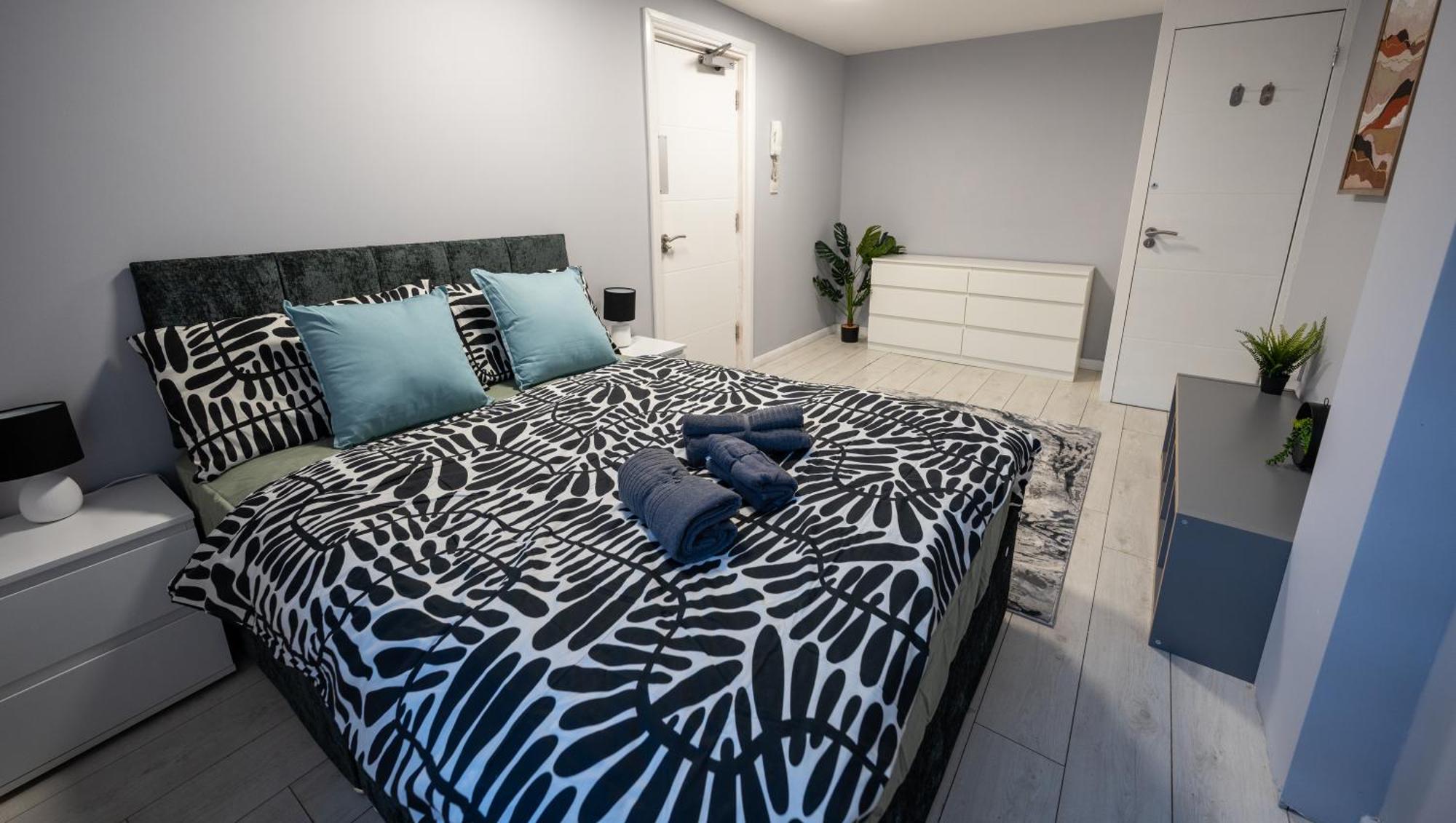 Charming Retreat On The Eastside For A Group Or Family In North Laine * Brighton