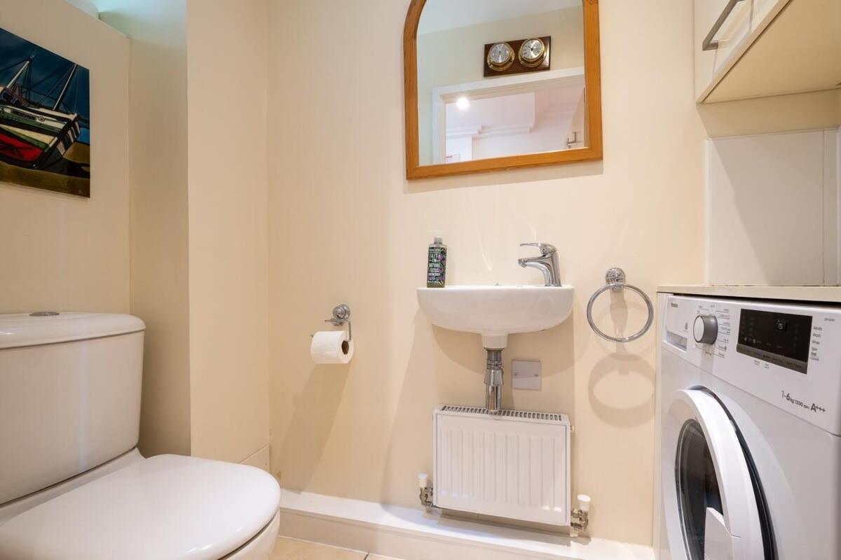 Host & - Kingscote Townhouse Holiday home Brighton