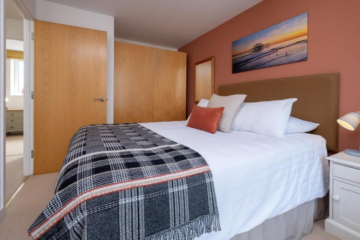 Host & - Kingscote Townhouse Brighton
