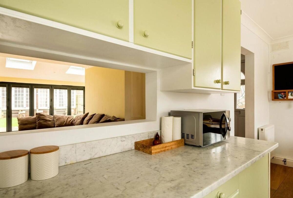 Holiday home Two Bedroom House By Brookland Serviced Short Lets & With Free Wifi Brighton