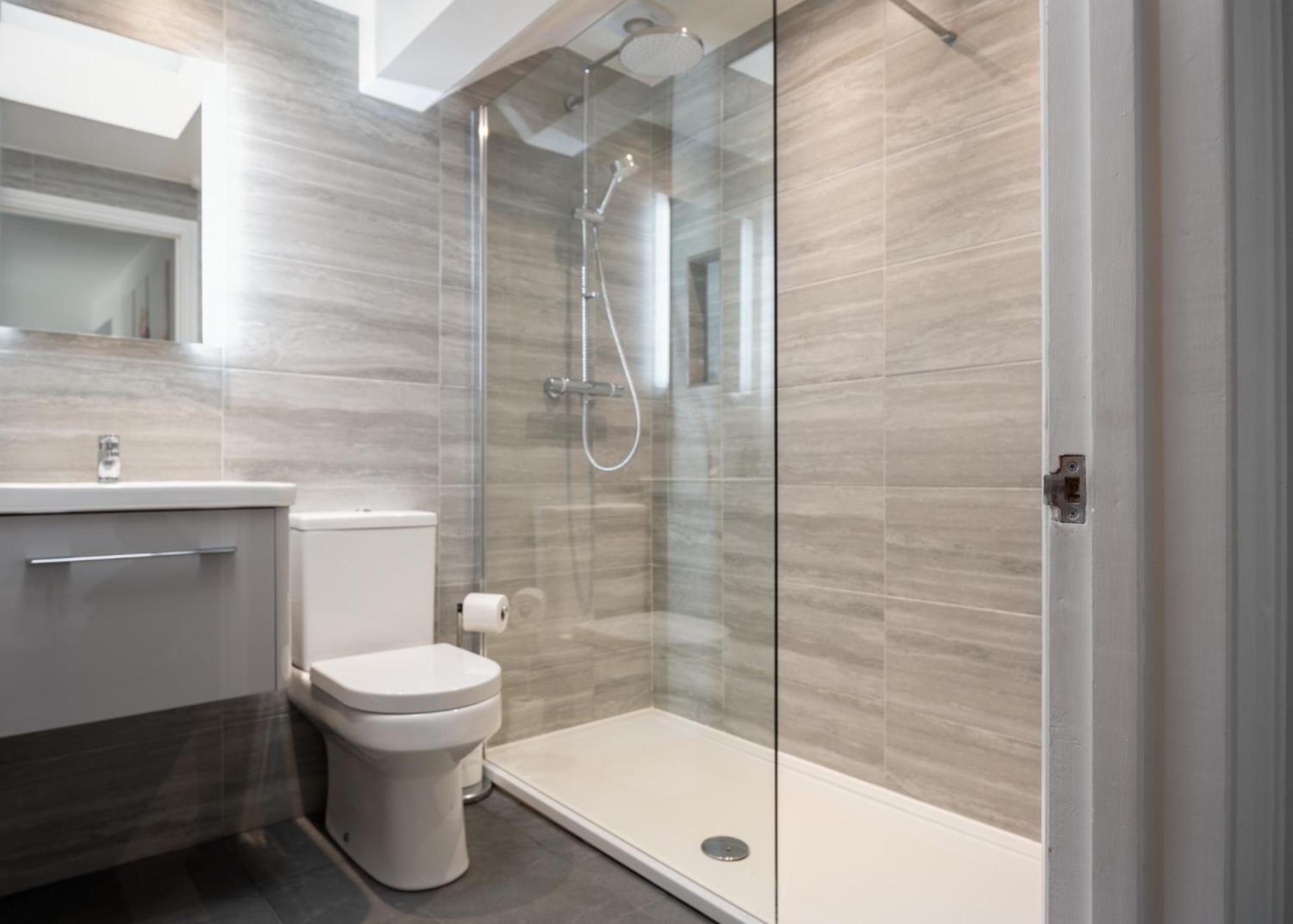 Sillwood Mews - With Free Parking Holiday home *
