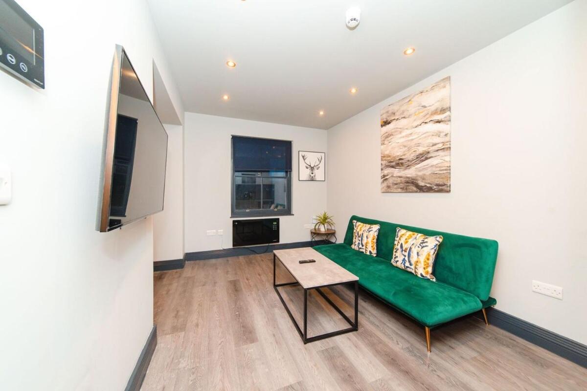 Apartment Bloomsaway Seafront Two Bedroom Bn112shp03 *