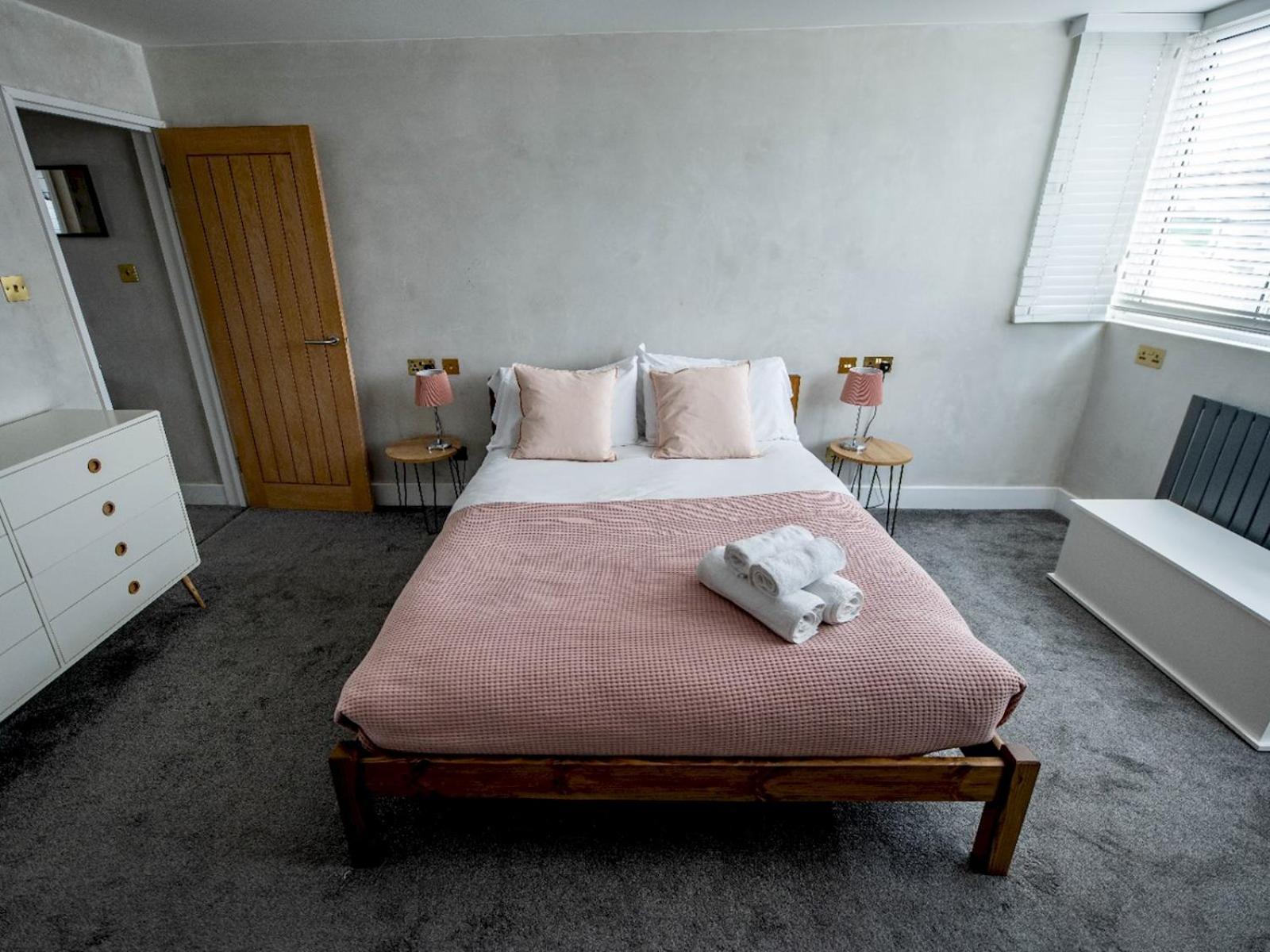 Luxury Townhouse Entire Pass The Keys Apartment Brighton