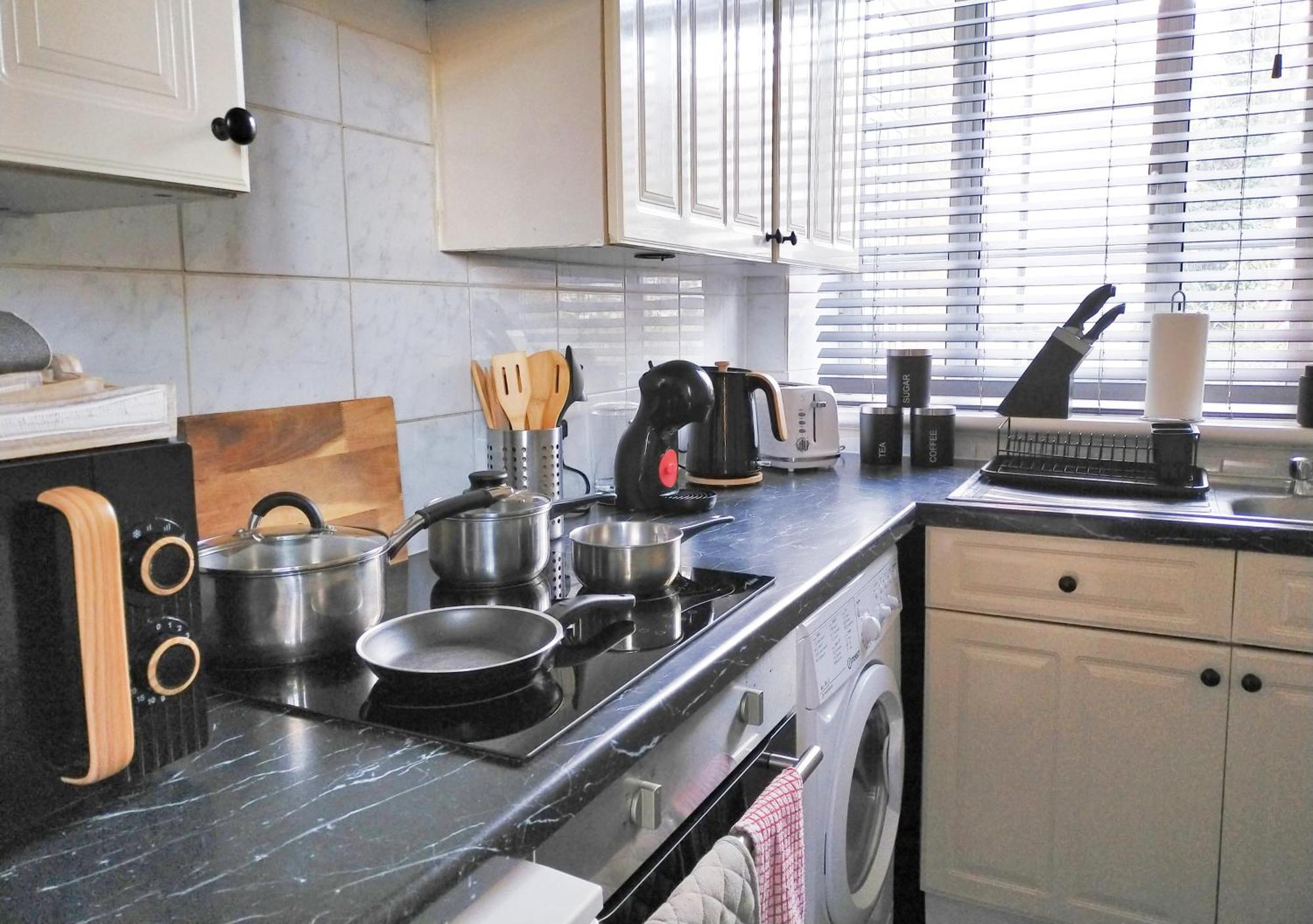 Spacious - Double And Sofa Bed - Wonderful Pavilion Views *