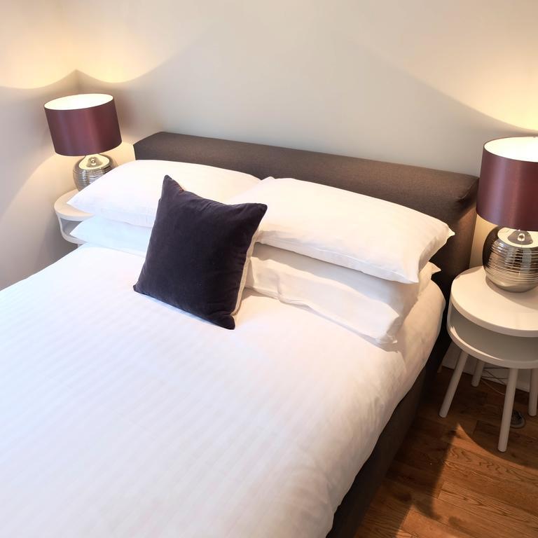 Beachpad Escape B&B Bed & Breakfast Brighton