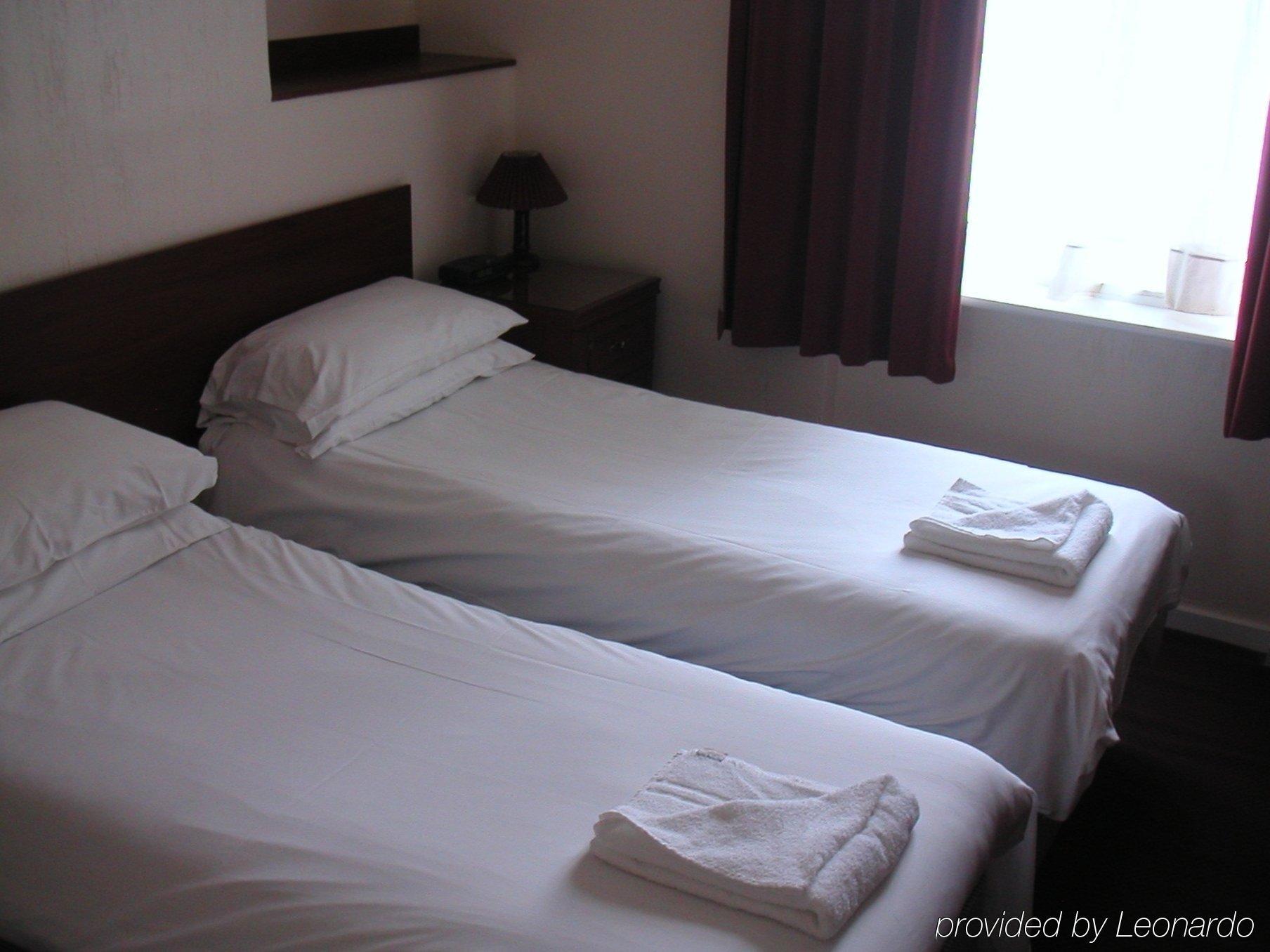 Black Kemptown Hotel