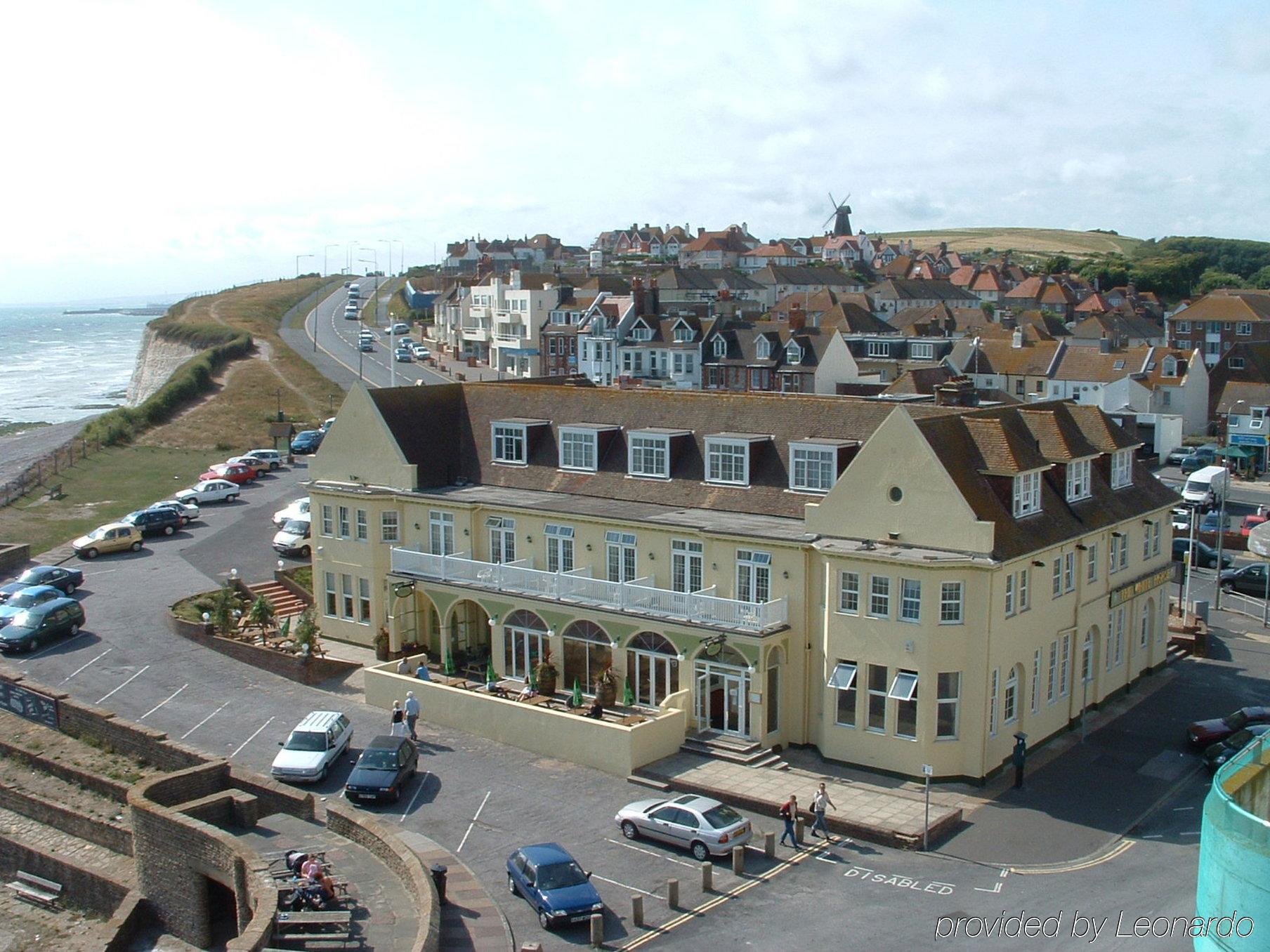 The White Horses By Everly Collection Hotel 4*