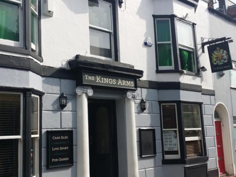Kings Arm's Hostel *