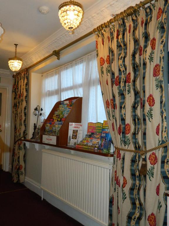 The Regent 3*