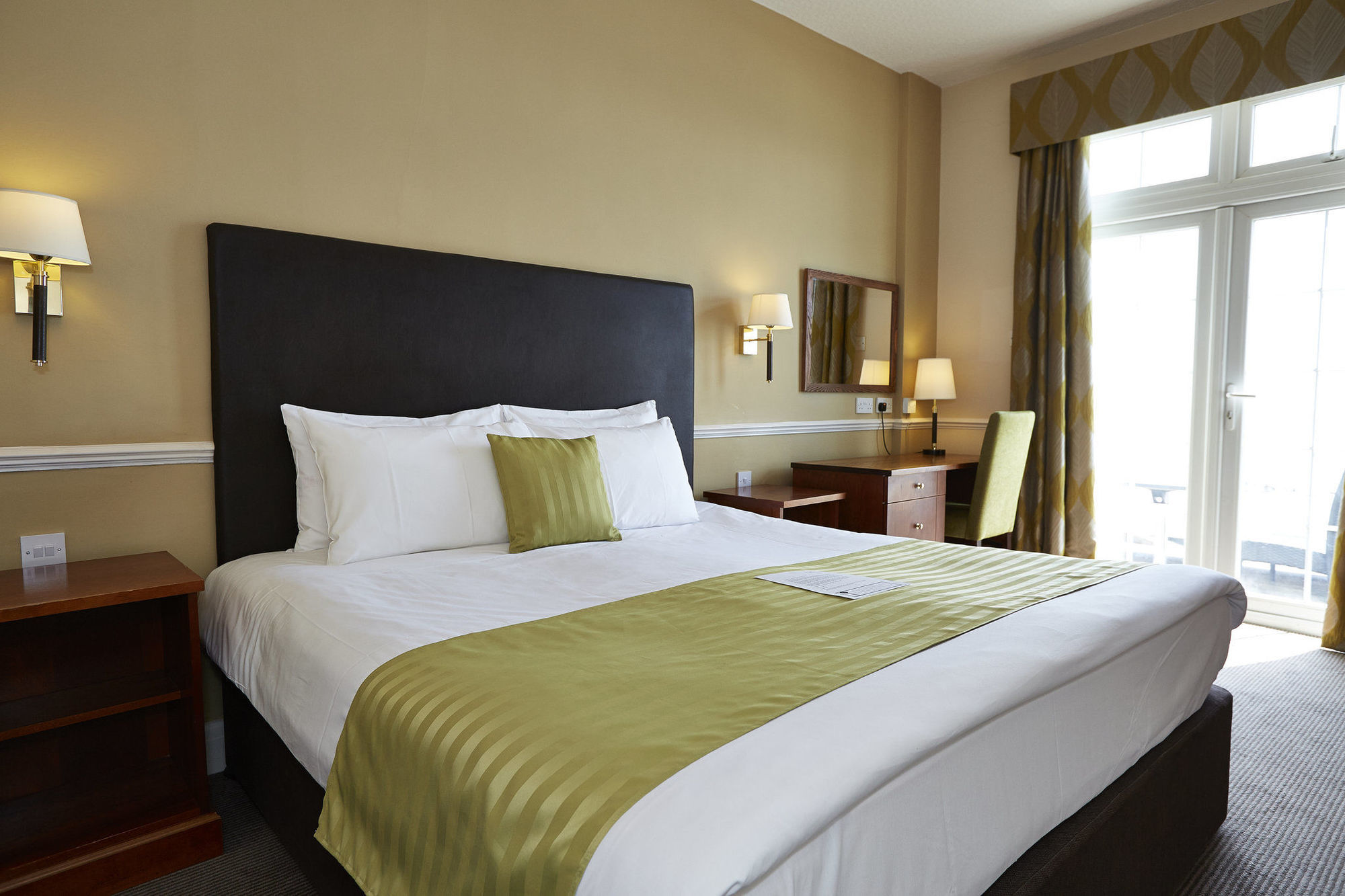 Hotel The White Horses By Everly Collection Brighton