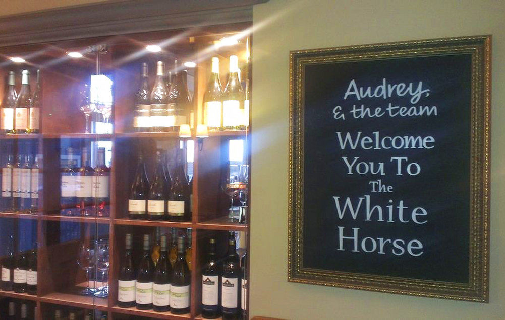 Hotel The White Horses By Everly Collection 4*