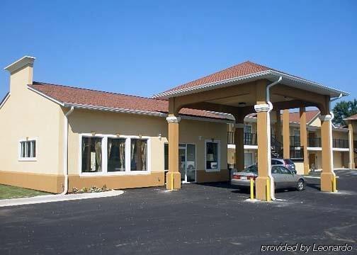 Travelodge Seafront Hotel 3*