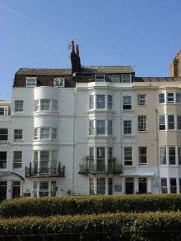Square Townhouse Hotel