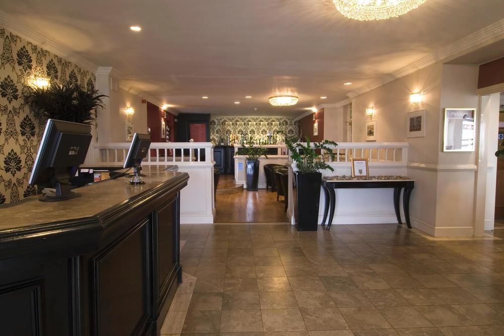 Kings Hotel 3*