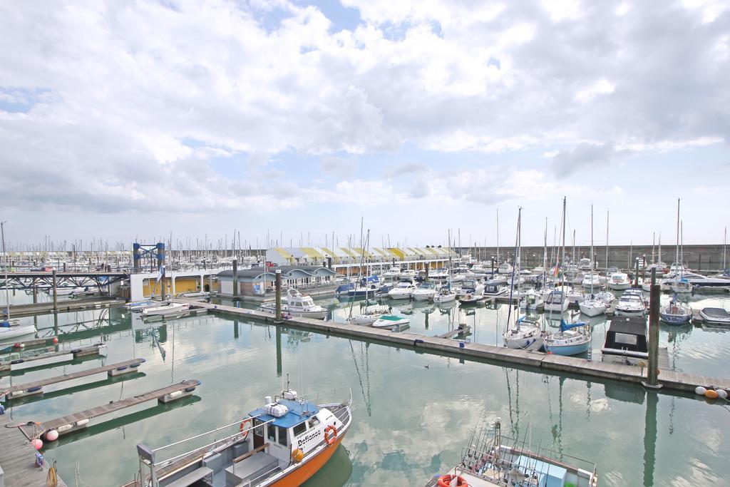 Apartment Marina Brighton