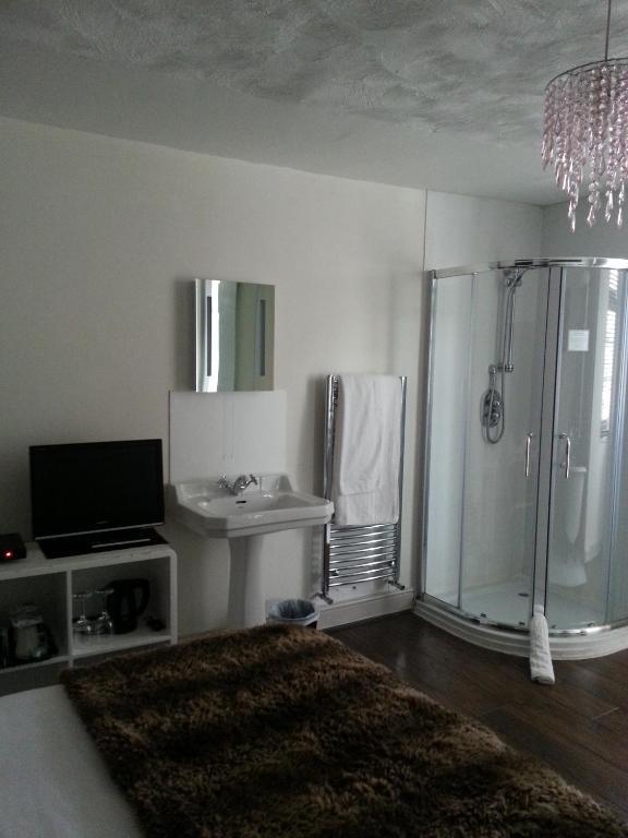 Pink Pavilion Guest house 3*