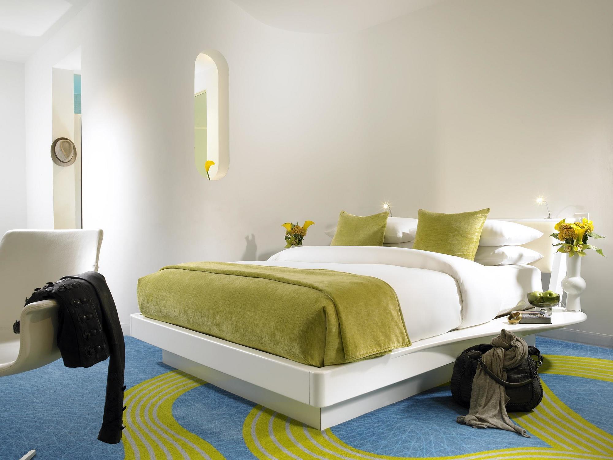 Hotel My