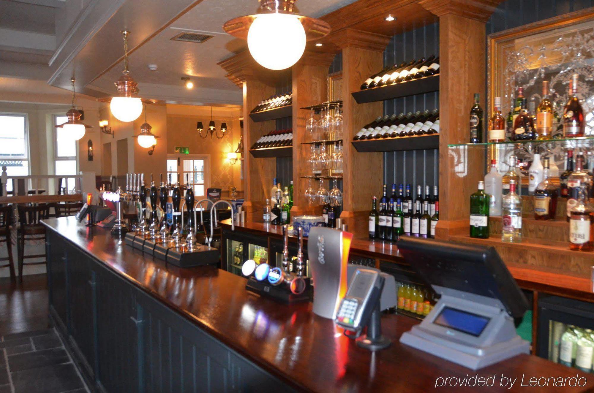 The White Horses By Everly Collection 4* Brighton