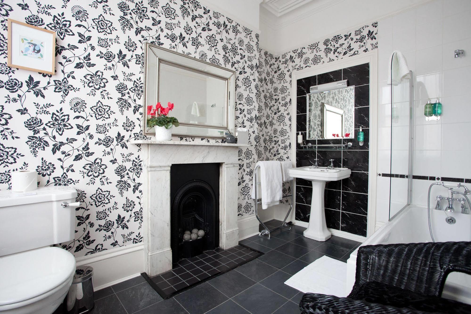 The Claremont 5* Brighton