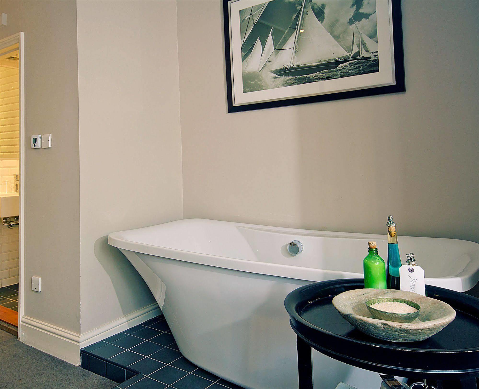Guest house Townhouse 4*