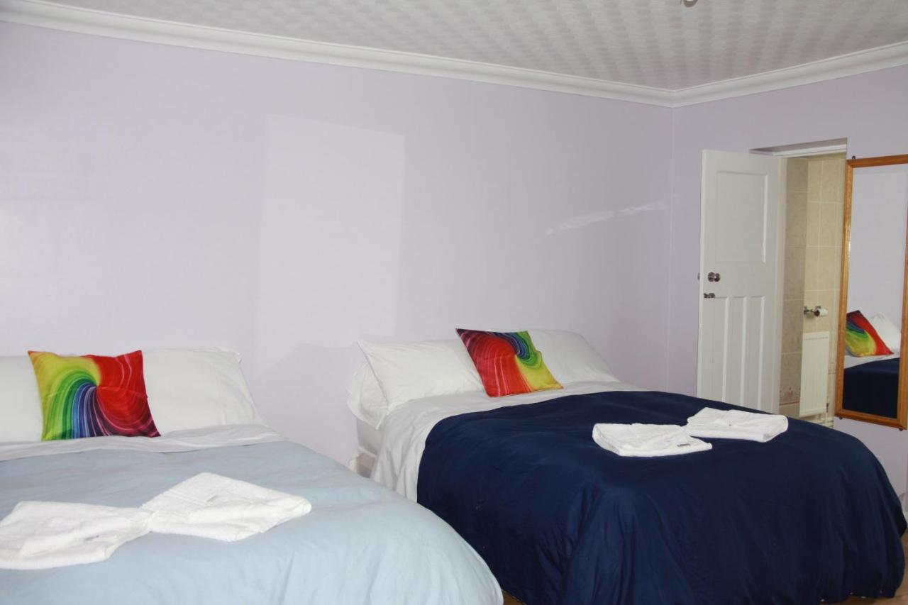 Ambassador Hotel 3*